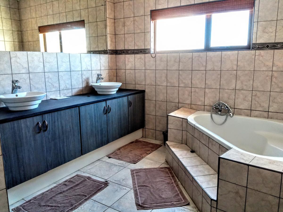 Sea View Bliss Guesthouse With Self Catering سواكوبموند المظهر الخارجي الصورة