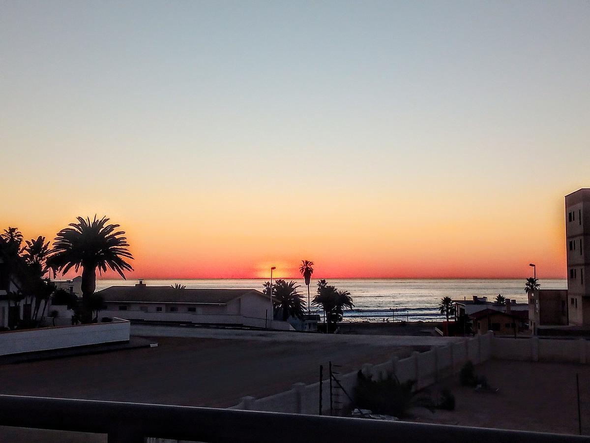 Sea View Bliss Guesthouse With Self Catering سواكوبموند المظهر الخارجي الصورة